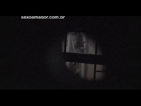 ❤️ Lourinho é filmado secretamente por um voyeur de bairro escondido atrás de tijolos ocos ❤️❌ Porno real em pt.np64.ru ❌