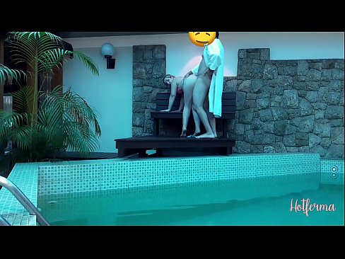 ❤️ Chefe convida criada para a piscina, mas não conseguiu resistir a um ❤️❌ Porno real em pt.np64.ru ❌